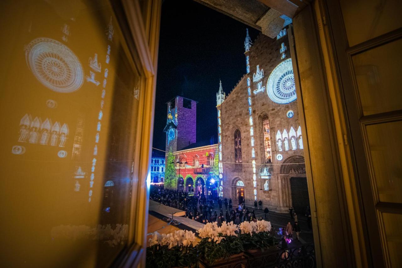 La Finestra Sul Duomo - The House Of Travelers Apartamento Como Exterior foto